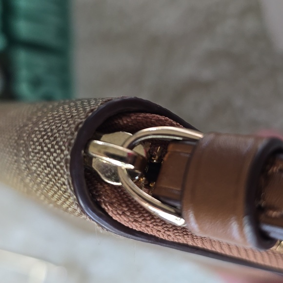 🍍🍍 LOW START Coach Signature PVC Brown Wallet Wristlet NWT - Picture 12 of 16